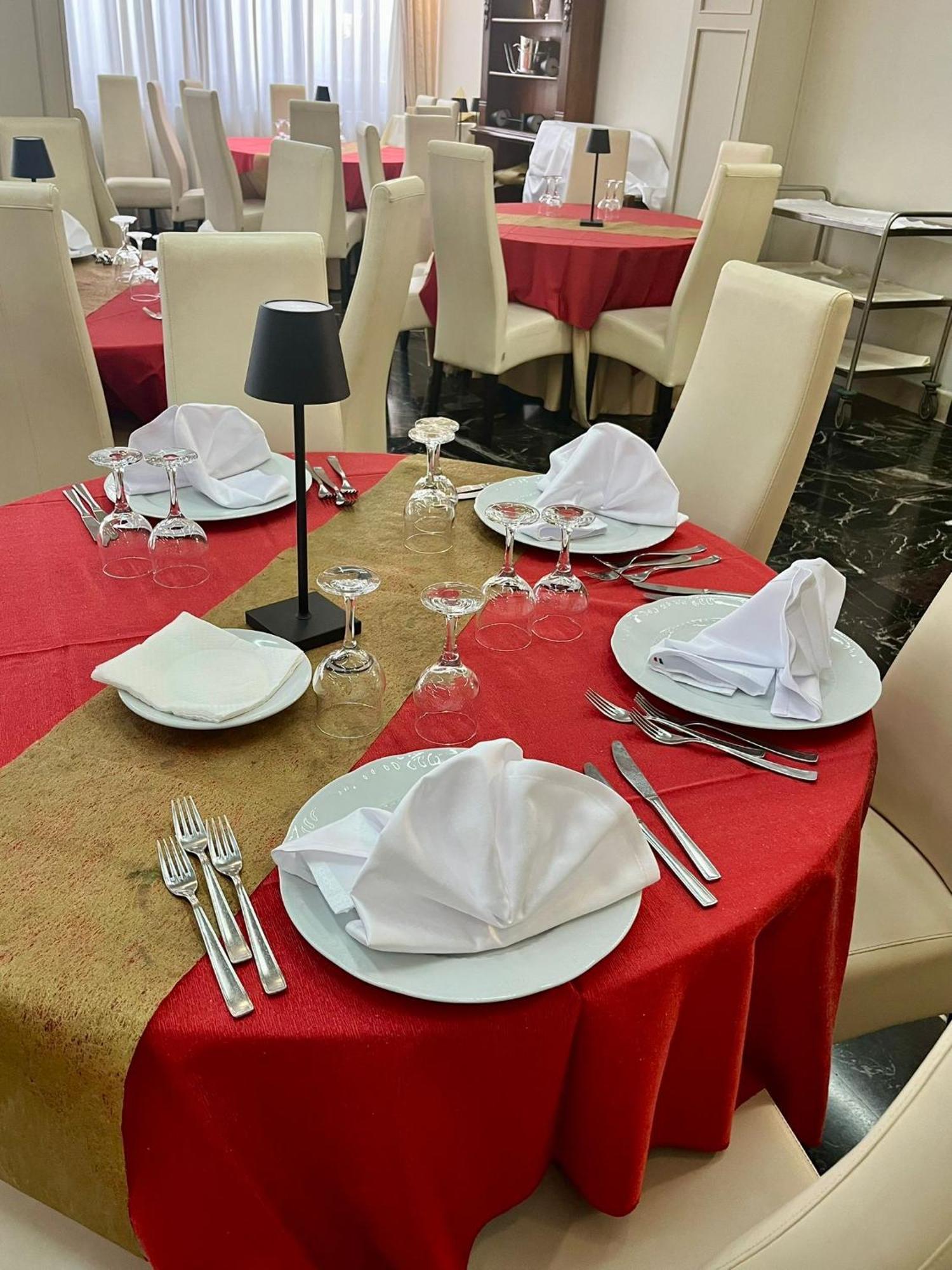 Pisani Hotel San Nicola La Strada Exterior photo